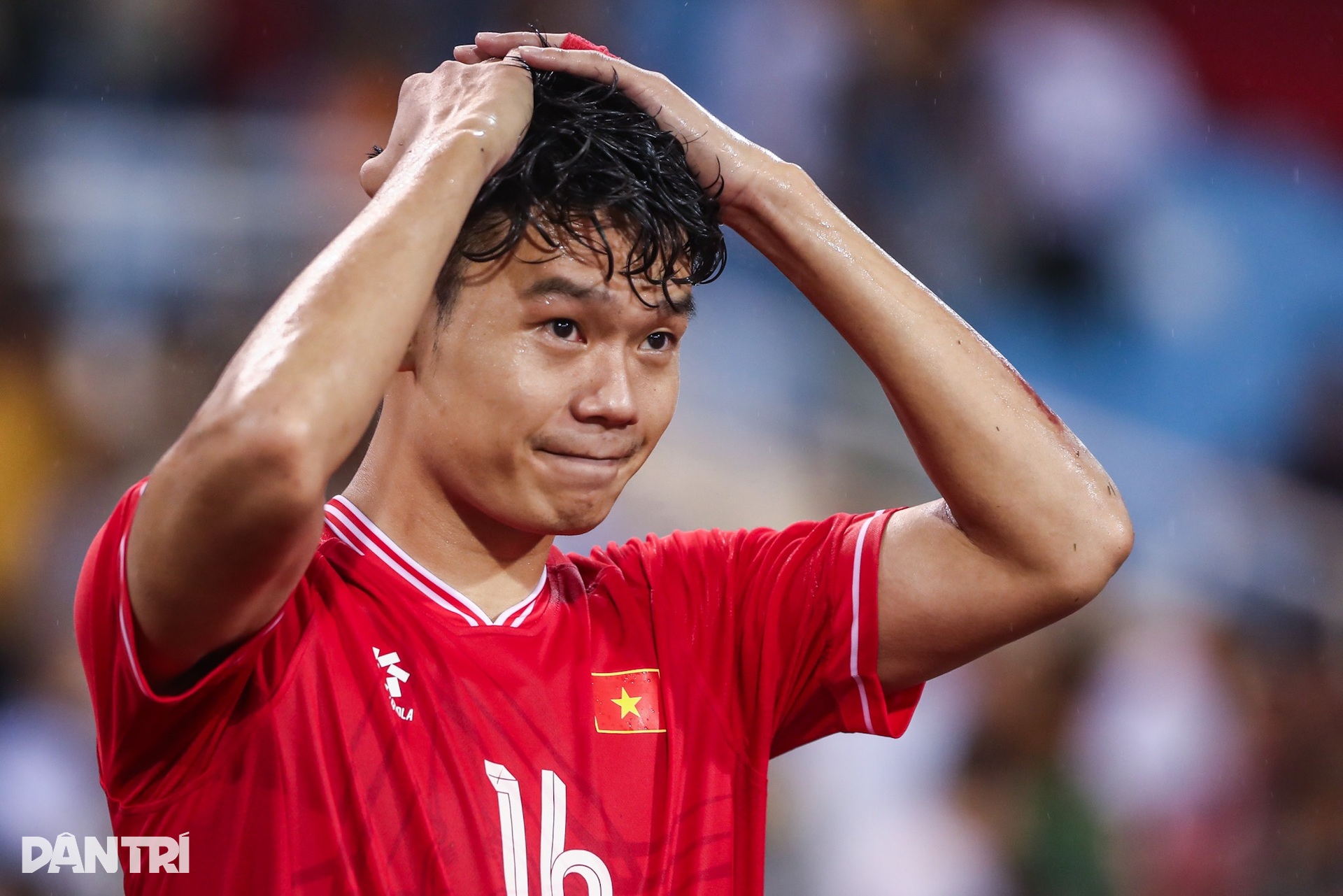 Những khoảnh khắc đội tuyển Việt Nam thua cay đắng trước Thái Lan - 11