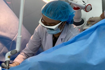 Người phụ nữ thiệt mạng khi đi tân trang "cô bé"