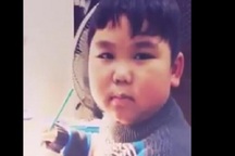 Clip anh dạy em học toán ngộ nghĩnh khiến dân mạng cười bể bụng