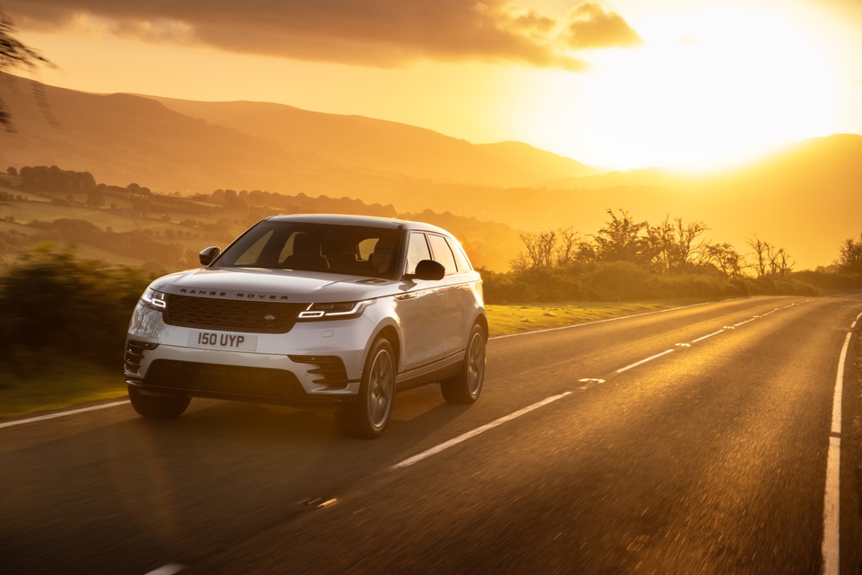 Công nghệ chống ồn chủ động trên xe Jaguar Land Rover hoạt động thế nào? - 1 Công nghệ chống ồn chủ động trên xe Jaguar Land Rover hoạt động thế nào? - 1