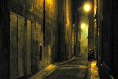 "Tự sướng" nơi công cộng còn bắt cảnh sát “làm khán giả”