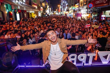 TPBank mạnh tay quảng bá cho LiveBank