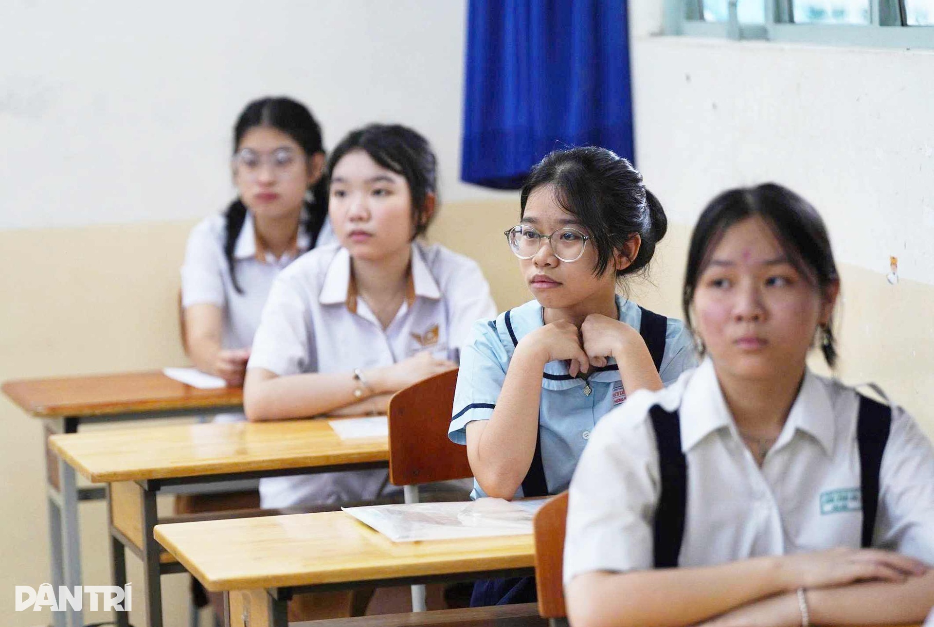 Thí sinh TPHCM tự tin bước vào kỳ thi lớp 10 “dễ thở” nhất nhiều năm qua - 7 Thí sinh TPHCM tự tin bước vào kỳ thi lớp 10 “dễ thở” nhất nhiều năm qua - 7