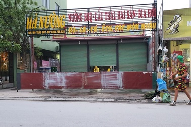 Quán nhậu làm ăn tốt phải đóng cửa, siêu thị ế ẩm chuyển bán online vì dịch