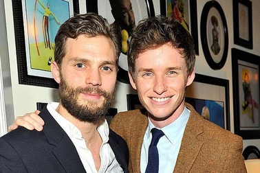 Tiết lộ bất ngờ về tình bạn giữa "sao" phim "50 sắc thái" và Eddie Redmayne