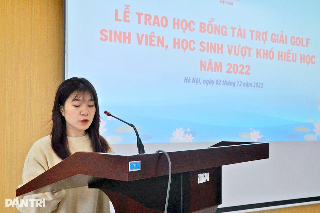 Học bổng Giải Golf vì sinh viên vượt khó học giỏi giúp em đến trường - 4 Học bổng Giải Golf vì sinh viên vượt khó học giỏi giúp em đến trường - 4