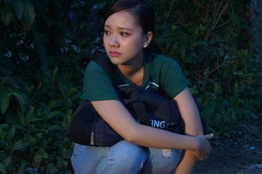 Băng Di bật khóc vì không tìm được chỗ trọ