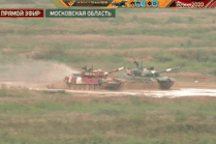 Xe tăng Trung Quốc và Azerbaijan suýt va chạm tại Army Games