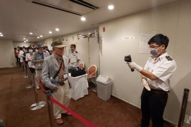 Cà Mau: Nam tài xế xe khách nhập viện cách ly theo dõi corona