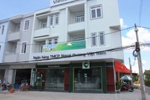 Vụ cướp hơn 2 tỷ ở ngân hàng: Nghi phạm có dị tật ở chân