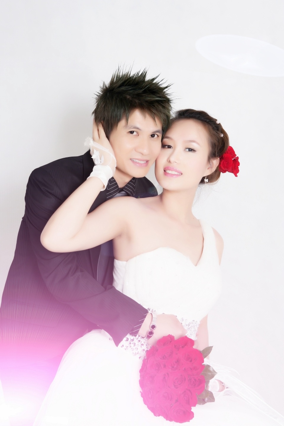 Lương Gia Huy và vợ chia tay sau gần 10 năm gắn bó - 5 Lương Gia Huy và vợ chia tay sau gần 10 năm gắn bó - 5