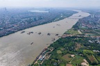 Hà Nội tái định cư bằng hoặc tốt hơn nơi ở cũ cho người dân trục sông Hồng