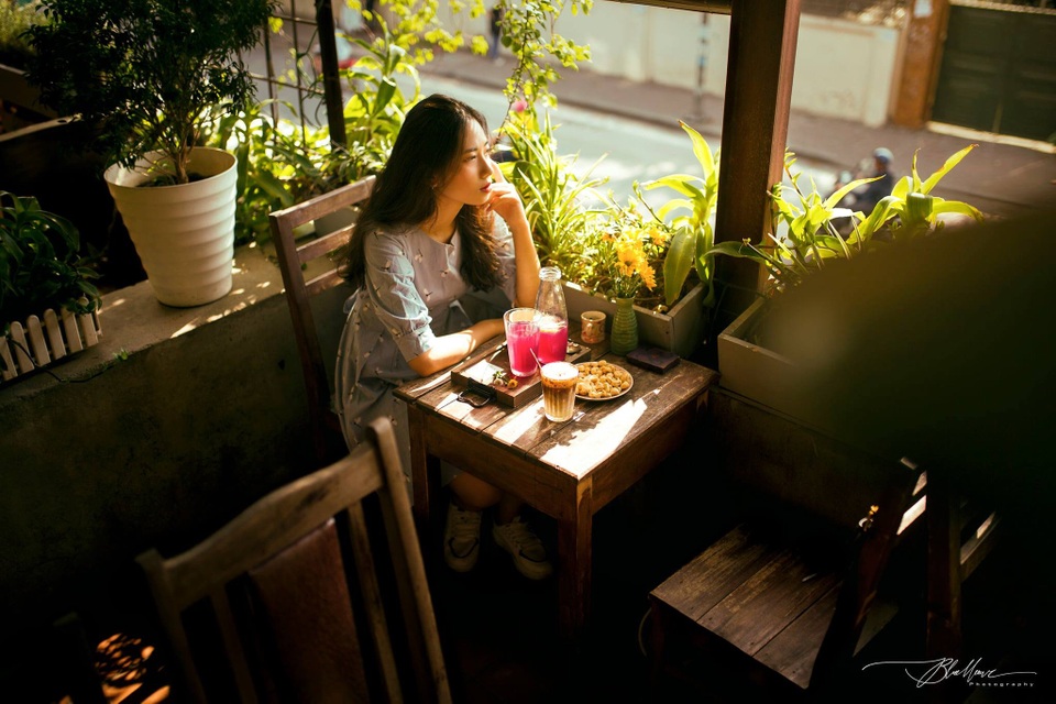 Tìm về Hà Nội xưa cũ bên những quán cà phê cổ - 2 Tìm về Hà Nội xưa cũ bên những quán cà phê cổ - 2