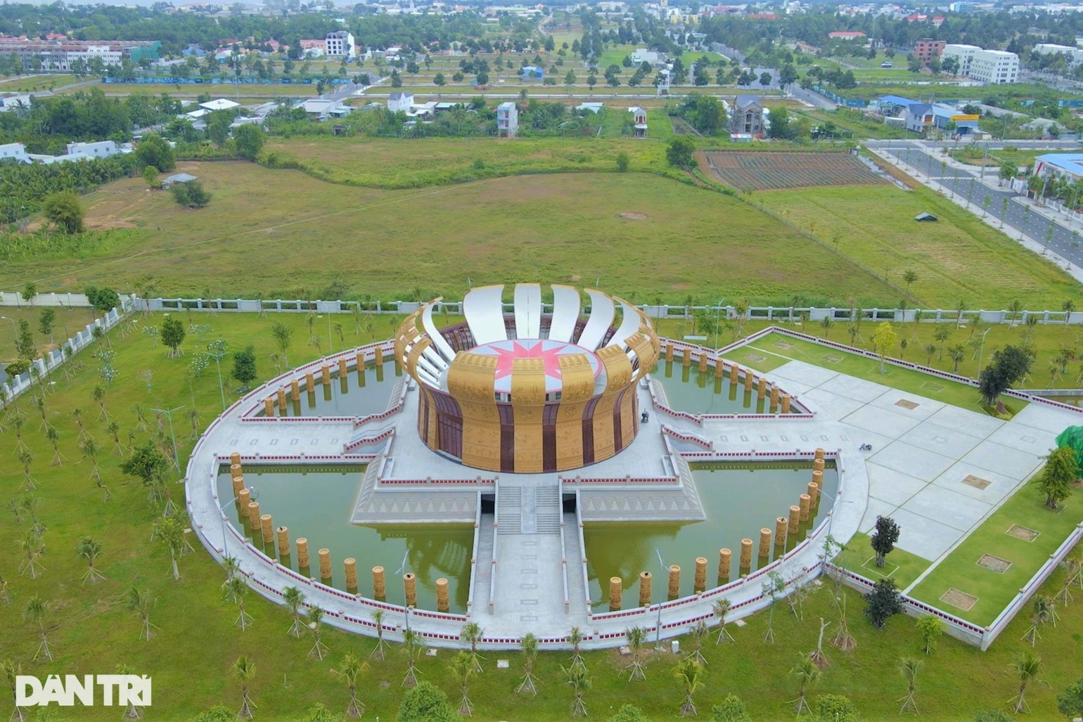 Những lần điều chỉnh địa giới của vùng đất gạo trắng nước trong - 3 Những lần điều chỉnh địa giới của vùng đất gạo trắng nước trong - 3