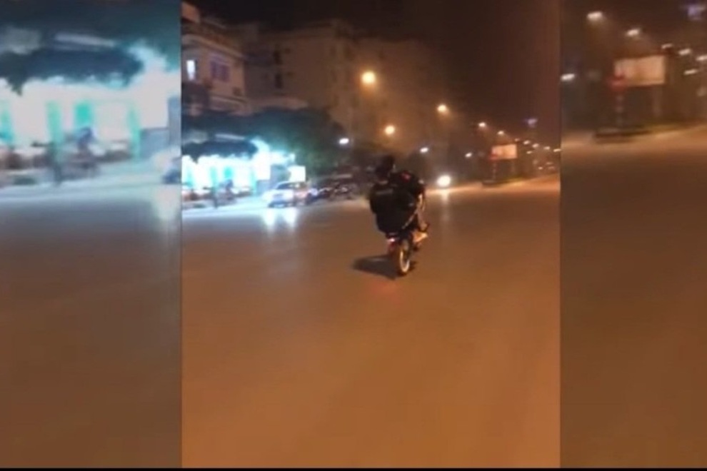 Hàng chục nhóm quái xế Racing boy, Tai thỏ, Bắc cọp đại náo đường phố - 2 Hàng chục nhóm quái xế Racing boy, Tai thỏ, Bắc cọp đại náo đường phố - 2