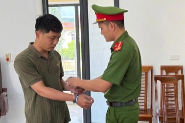 Nam thanh niên mất mạng vì trêu ghẹo vợ người khác