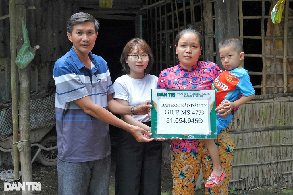 Người mẹ đơn thân nuôi 4 con được bạn đọc Dân trí giúp đỡ 200 triệu đồng - 1 Người mẹ đơn thân nuôi 4 con được bạn đọc Dân trí giúp đỡ 200 triệu đồng - 1