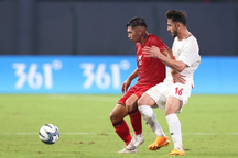 Báo Indonesia: "Olympic Việt Nam ở tình thế ngàn cân treo sợi tóc"