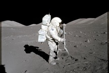 Kế hoạch 28 tỷ USD đưa phụ nữ đầu tiên lên mặt trăng