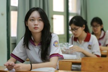 Phải chi bao nhiêu tiền để có thể theo học ngành truyền thông?