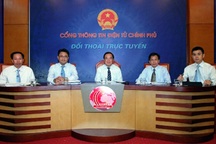 Tọa đàm trực tuyến “Để sinh viên nghèo có tiền theo học”