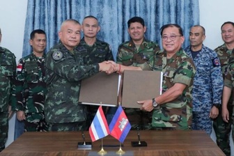 Campuchia - Thái Lan nhất trí rút dần vũ khí hạng nặng khỏi biên giới