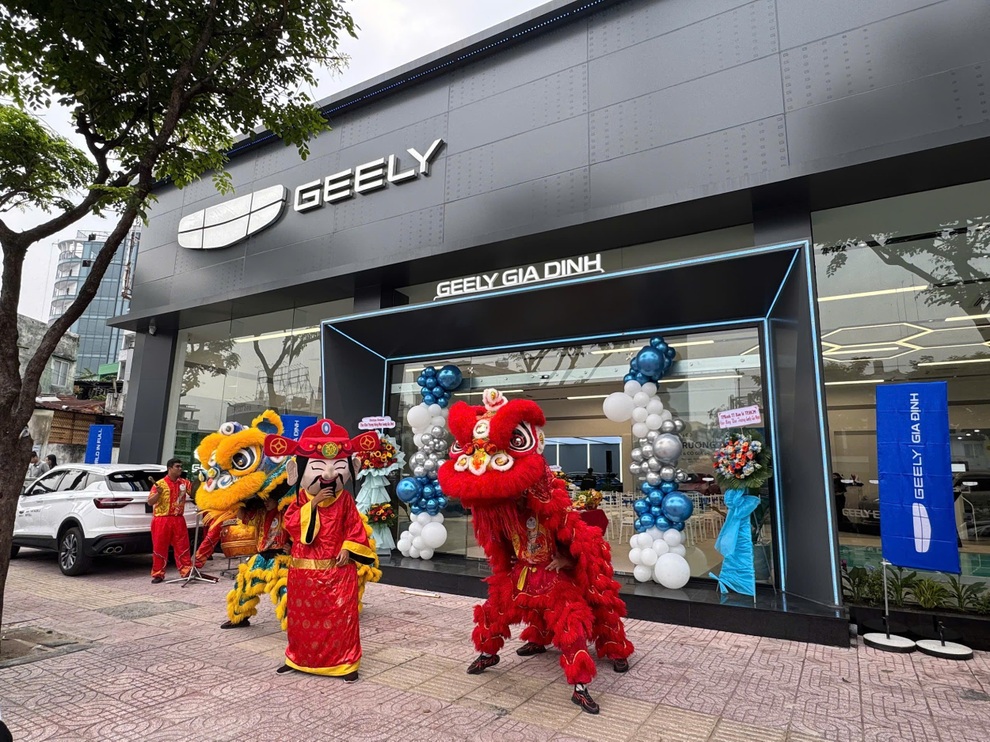 Ưu đãi khi mua Coolray: Tặng 50% lệ phí trước bạ, giá chỉ từ 499 triệu đồng - 5 Ưu đãi khi mua Coolray: Tặng 50% lệ phí trước bạ, giá chỉ từ 499 triệu đồng - 5