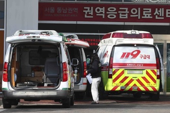 Hàn Quốc thiếu hụt nhân lực ngành y khiến nam sinh tử vong thương tâm