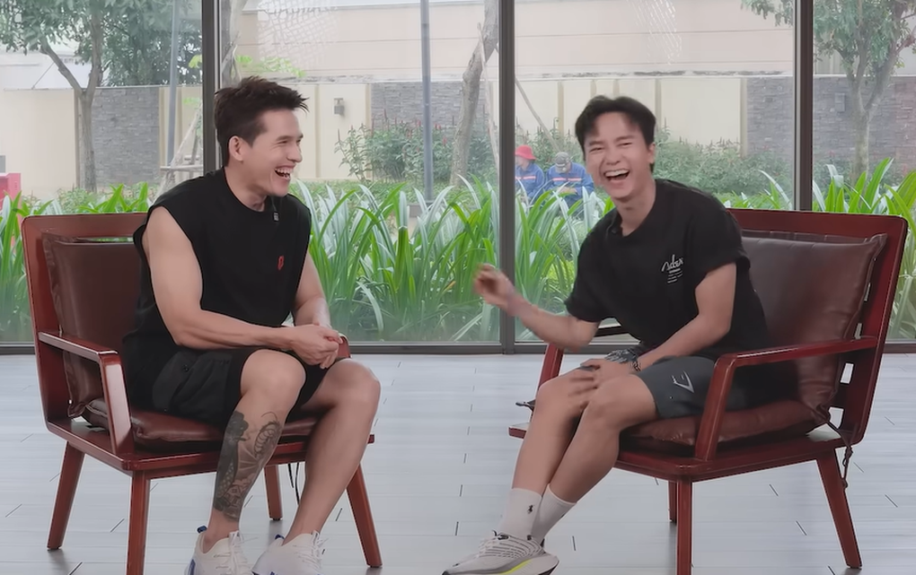 Bùi Công Nam hé lộ áp lực khi làm khách mời trong đêm nhạc của Quốc Thiên - 2 Bùi Công Nam hé lộ áp lực khi làm khách mời trong đêm nhạc của Quốc Thiên - 2