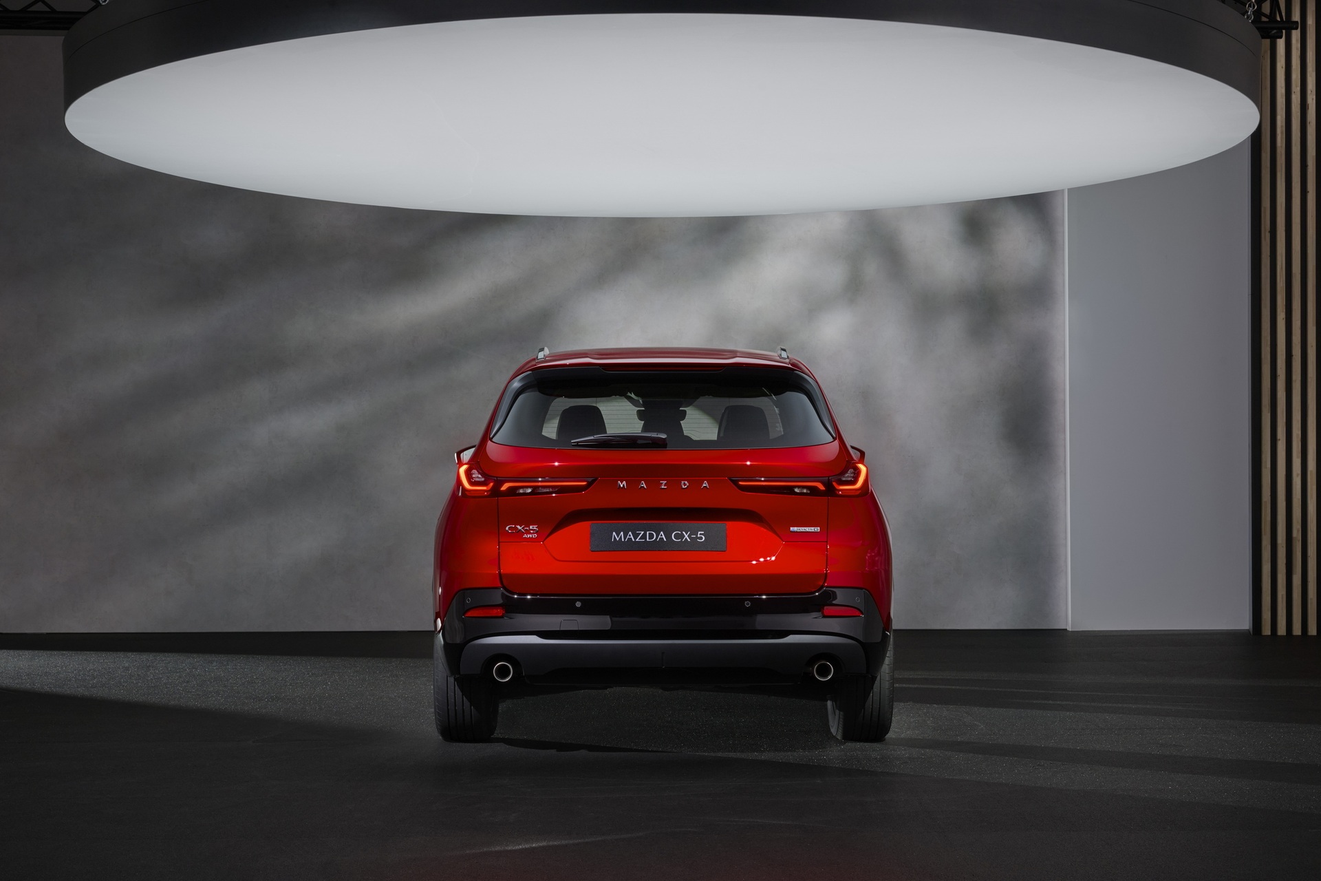 Mazda CX-5 thế hệ mới chính thức ra mắt: To lớn hơn, thêm bản hybrid - 13 Mazda CX-5 thế hệ mới chính thức ra mắt: To lớn hơn, thêm bản hybrid - 13