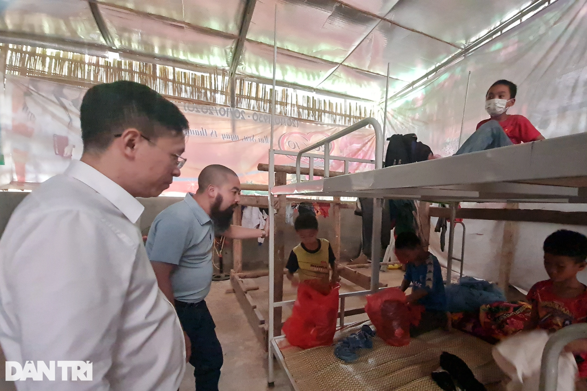Những công trình Dân trí nơi biên giới xứ Nghệ - 17 Những công trình Dân trí nơi biên giới xứ Nghệ - 17