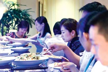 Cách ăn buffet khôn ngoan