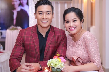 Vợ nghệ sĩ xiếc Quốc Cơ chia sẻ sự khổ luyện sau hào quang của chồng