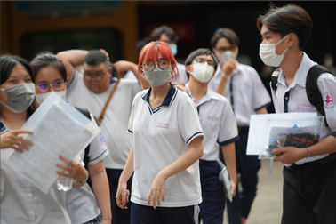 3 năm ảnh hưởng dịch bệnh, giáo viên cũng...  bất ngờ vì đề toán khó