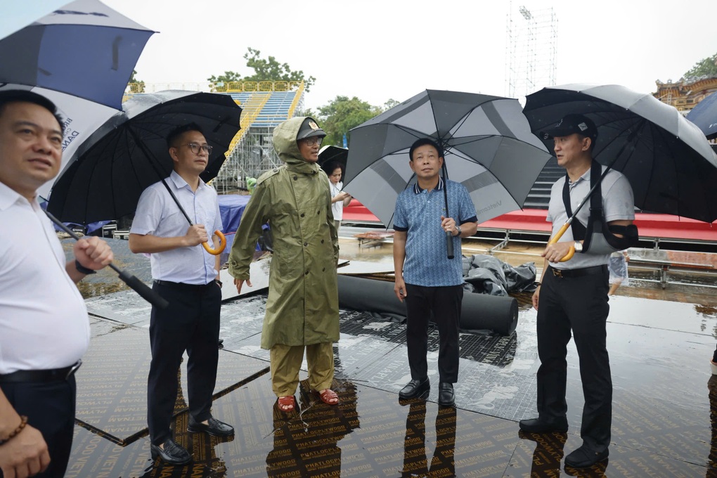 Lùi thời gian tổ chức chung kết Hoa hậu Việt Nam 2024 vì mưa bão - 2 Lùi thời gian tổ chức chung kết Hoa hậu Việt Nam 2024 vì mưa bão - 2