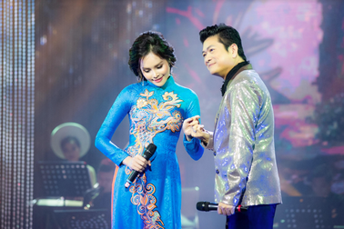 Người đẹp Bolero Hà Thành Lê Trinh lộng lẫy sánh đôi cùng ca sĩ Mạnh Đình