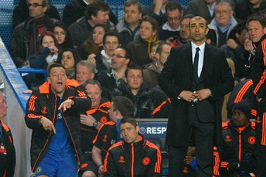 Di Matteo phủ nhận Terry đang tiếm quyền tại Chelsea