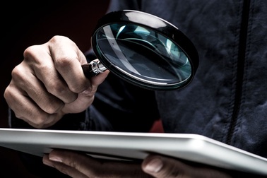 Bí mật sau cánh cửa căn chung cư cao cấp của nam trưởng phòng