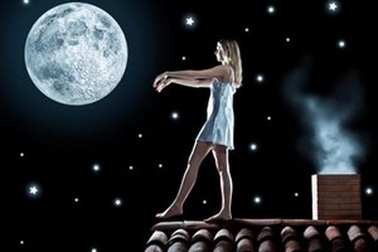 Bé gái 5 tuổi mộng du đi lạc gần 5km 