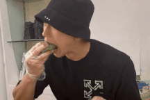 Tạ Đình Phong, Bi (Rain) và loạt sao mê đắm ẩm thực Việt