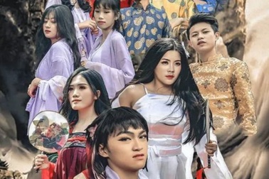 Học sinh tái hiện tác phẩm văn học trong bộ ảnh kỷ yếu cuối cấp