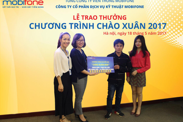 MobiFone trao 10 lượng vàng SJC 9999 cho khách trúng thưởng