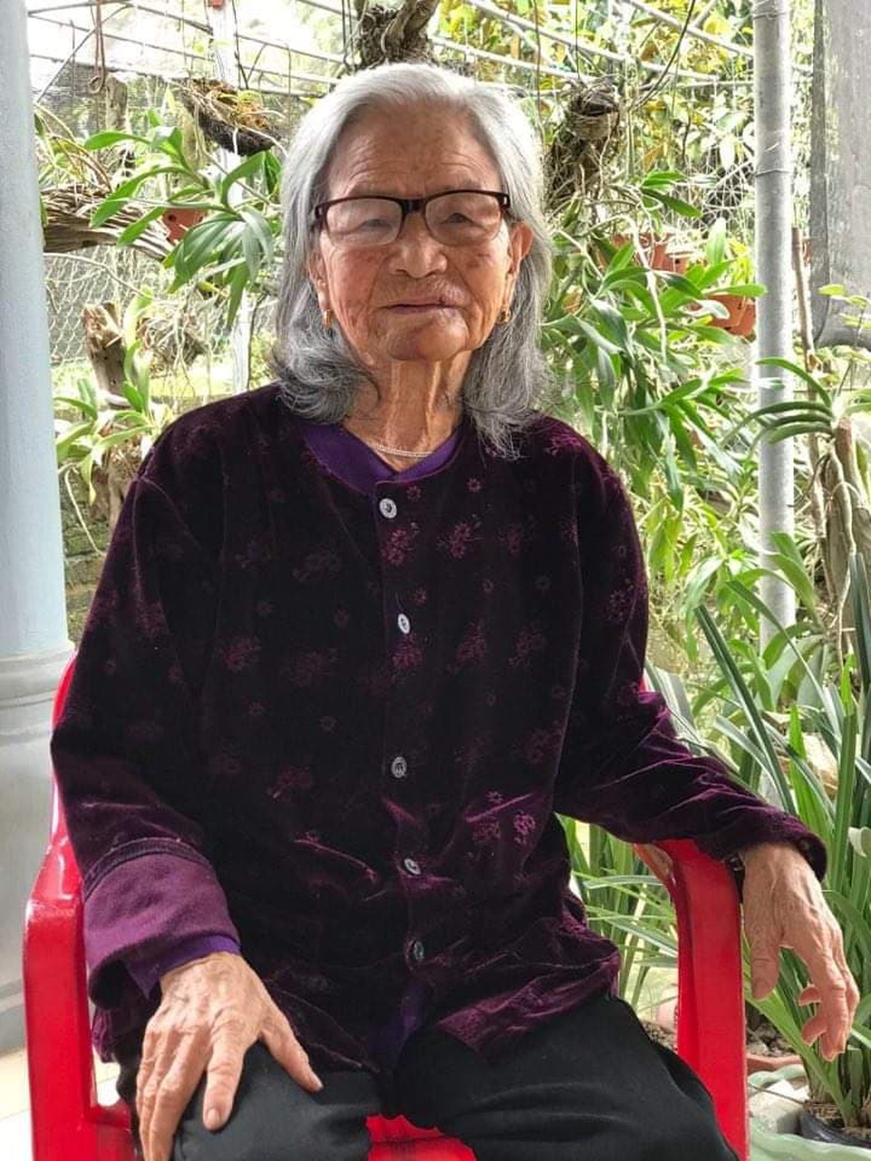 “Hết dịch thì về với mẹ” - 1