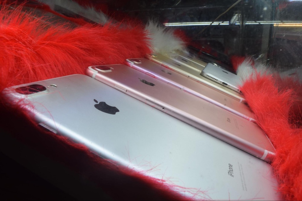 Rủi ro khi mua iPhone đời cũ không tai thỏ - 3 Rủi ro khi mua iPhone đời cũ không tai thỏ - 3