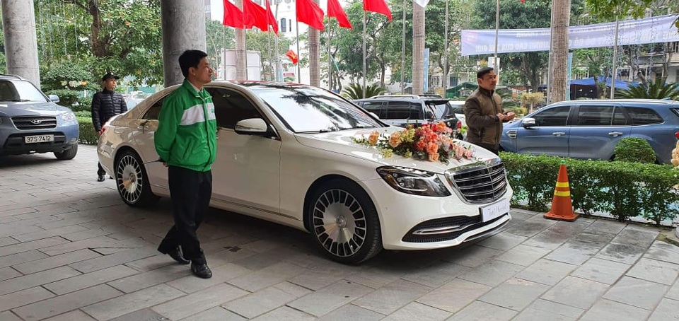 Cô dâu Viên Minh mặc giản dị ra mắt nhà Công Phượng - 2 Cô dâu Viên Minh mặc giản dị ra mắt nhà Công Phượng - 2