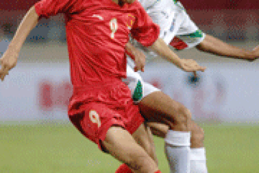 Lê Công Vinh "cập bến" Thể Công với số tiền chuyển nhượng kỷ lục