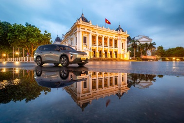 Xanh SM ra mắt dịch vụ taxi điện 7 chỗ cao cấp Xanh SM Limo