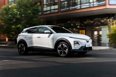 VinFast tung thêm ưu đãi giúp xe xanh tăng tốc phủ sóng tại Việt Nam