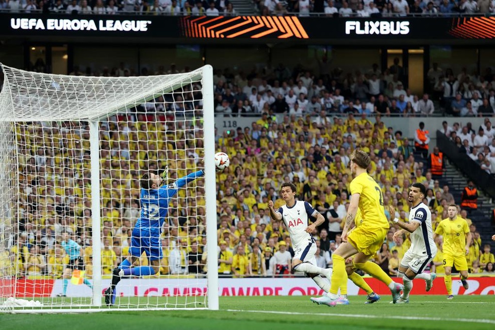 Tottenham sáng cửa gặp Man Utd ở chung kết Europa League - 1 Tottenham sáng cửa gặp Man Utd ở chung kết Europa League - 1