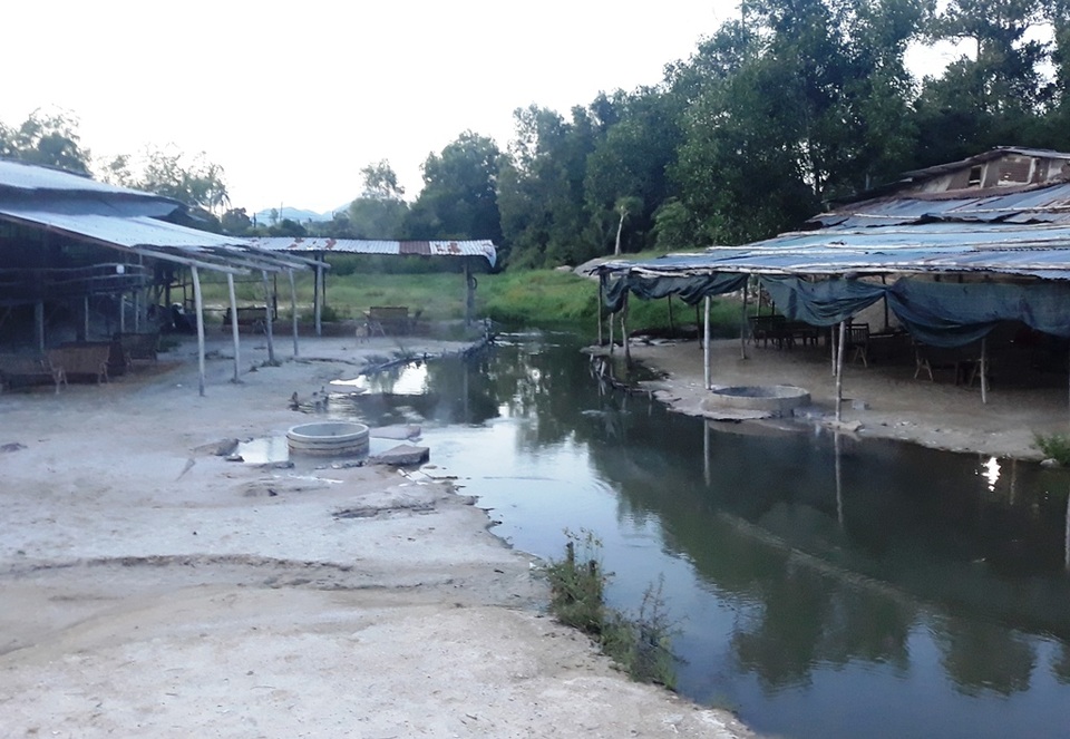 Gần 2.000 tỷ đồng “đánh thức” tiềm năng du lịch suối nước nóng Hội Vân Gần 2.000 tỷ đồng “đánh thức” tiềm năng du lịch suối nước nóng Hội Vân
